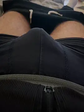 Snapshot of _Inchiodo_ chatting on March 10, 2025, 6:27 am  Inchiodo  online show from March 10, 2025, 6:27 am