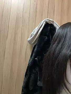 Snapshot of Wet__Bunny chatting on March 9, 2025, 9:46 am Wet  Bunny online show from March 9, 2025, 9:46 am