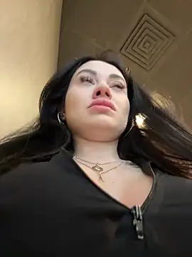 Snapshot of Wet__Bunny chatting on September 18, 2025, 6:37 am Wet  Bunny online show from September 18, 2025, 6:37 am