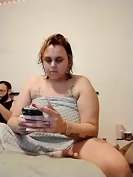 lyshaa online show from January 16, 2026, 5:44 am