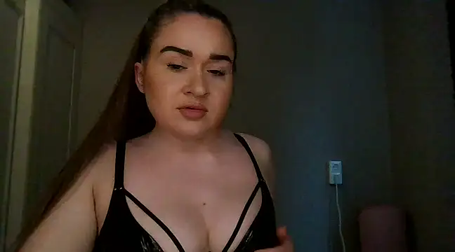 avajade online show from February 10, 2025, 2:26 pm