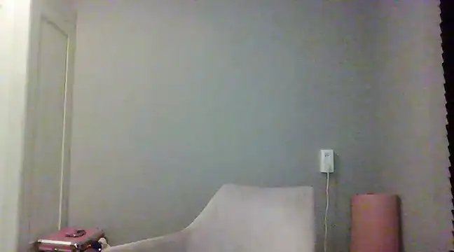 avajade online show from March 20, 2025, 7:14 pm