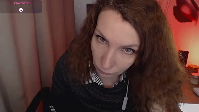 JohansonKatie online show from February 13, 2025, 8:27 am