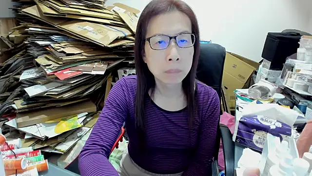 Snapshot of TiffanyC_4772 chatting on January 26, 2025, 8:57 am TiffanyC 4772 online show from January 26, 2025, 8:57 am