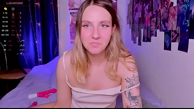 HotaruTomo online show from January 29, 2025, 7:43 pm