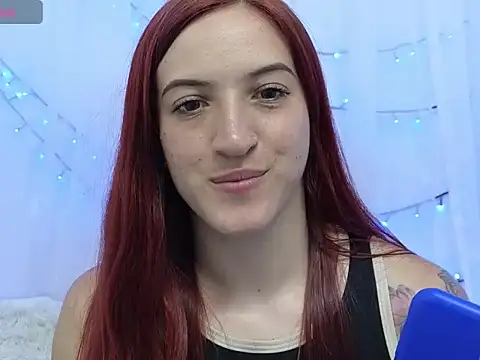 Snapshot of ninaa_fox chatting on May 25, 2026, 8:15 pm ninaa fox online show from May 25, 2026, 8:15 pm