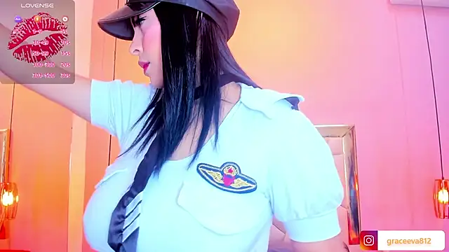 Eva Grace  online show from November 10, 2025, 2:10 am