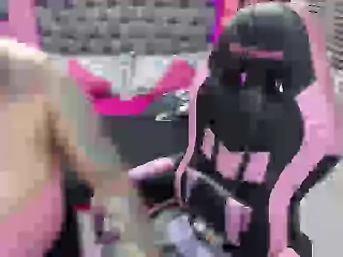 JEENEVIEVE online show from September 25, 2025, 6:33 pm