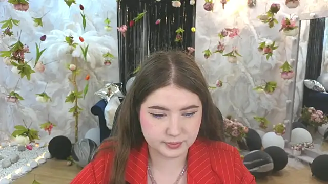 Snapshot of NicoleFoxery chatting on July 18, 2026, 6:23 pm NicoleFoxery online show from July 18, 2026, 6:23 pm