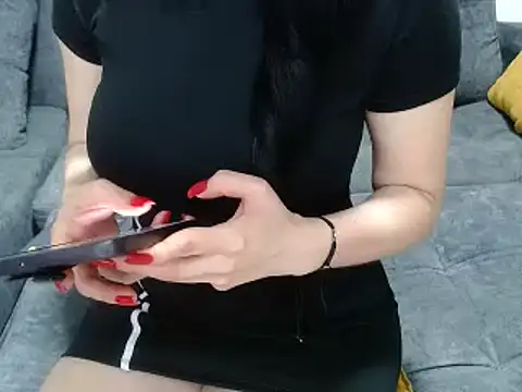 Snapshot of kamila-diablita chatting on December 6, 2024, 2:28 pm kamila-diablita online show from December 6, 2024, 2:28 pm