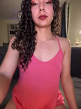 Snapshot of marylr2 chatting on December 14, 2024, 4:12 am marylr2 online show from December 14, 2024, 4:12 am