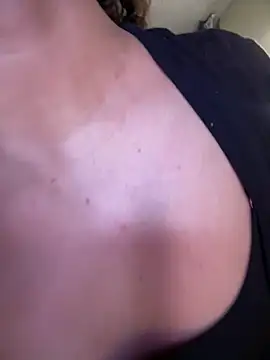 Snapshot of marylr2 chatting on February 5, 2025, 4:27 am marylr2 online show from February 5, 2025, 4:27 am