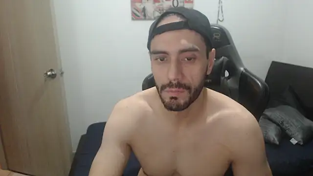 samuelgarcia  online show from September 16, 2025, 10:27 am