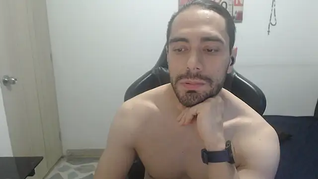 samuelgarcia  online show from January 12, 2026, 9:25 am