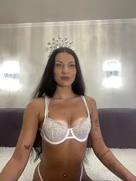 Snapshot of SindyXNiksy chatting on September 23, 2025, 12:41 pm SindyXNiksy online show from September 23, 2025, 12:41 pm