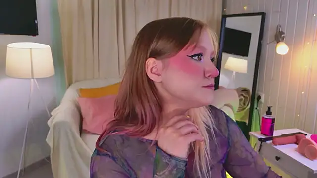 Crazy Wine online show from March 27, 2026, 10:20 pm