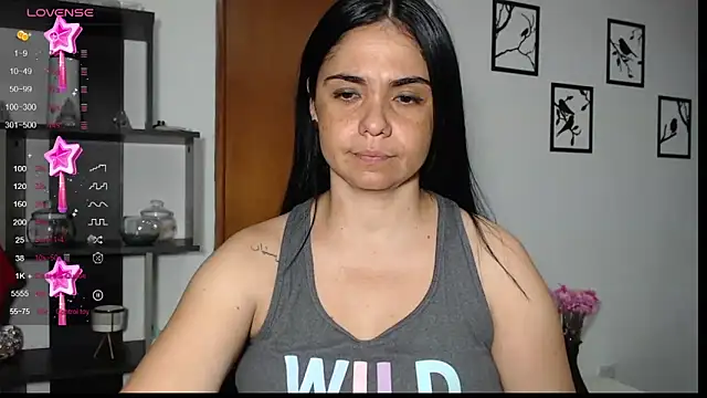 Snapshot of selena_ferri chatting on January 13, 2025, 1:45 am selena ferri online show from January 13, 2025, 1:45 am