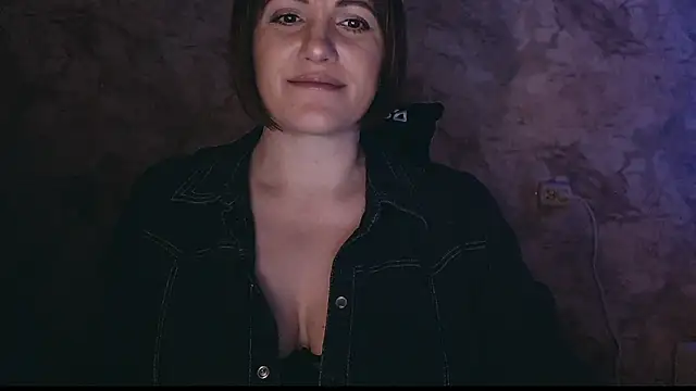 Snapshot of _letty_ chatting on March 15, 2025, 12:15 am  letty  online show from March 15, 2025, 12:15 am