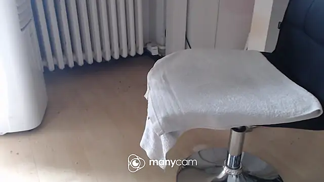 Snapshot of Supermen12171 chatting on March 29, 2026, 8:47 am Supermen12171 online show from March 29, 2026, 8:47 am