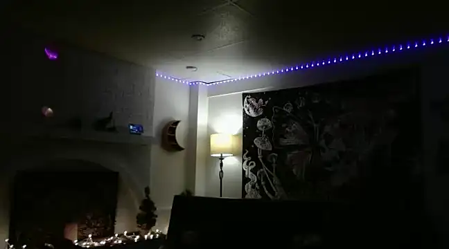 HazeyBvby online show from December 5, 2024, 8:11 am