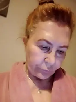 Hottie-Mom online show from May 24, 2026, 8:36 pm