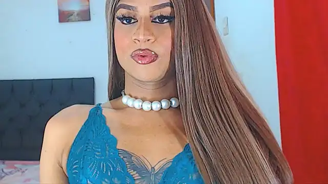 Snapshot of Valenntyna chatting on January 22, 2025, 3:31 am Valenntyna online show from January 22, 2025, 3:31 am