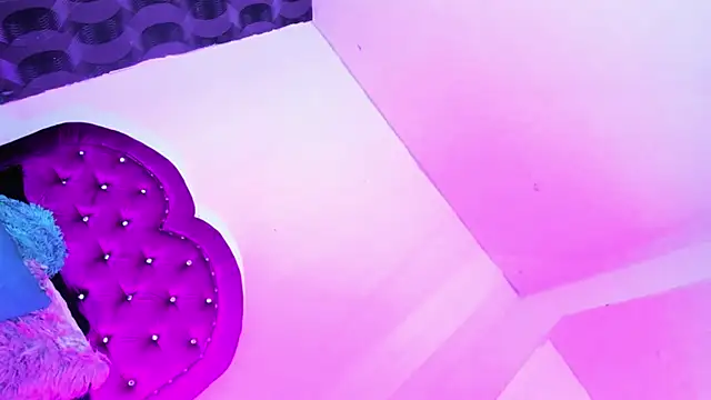 Sammybitchx online show from March 24, 2026, 1:05 pm