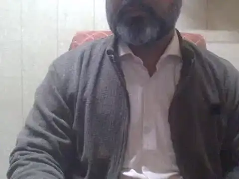Snapshot of hairymaster95 chatting on December 16, 2024, 4:45 am hairymaster95 online show from December 16, 2024, 4:45 am