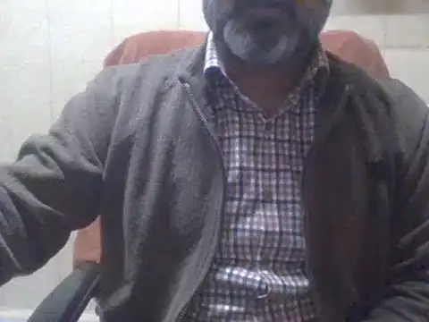 Snapshot of hairymaster95 chatting on December 28, 2024, 4:19 am hairymaster95 online show from December 28, 2024, 4:19 am