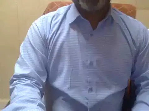 Snapshot of hairymaster95 chatting on January 2, 2025, 3:58 am hairymaster95 online show from January 2, 2025, 3:58 am