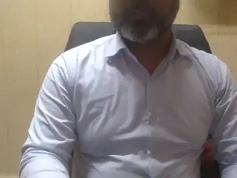 Snapshot of hairymaster95 chatting on January 21, 2025, 12:39 pm hairymaster95 online show from January 21, 2025, 12:39 pm
