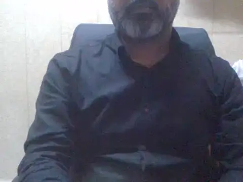 Snapshot of hairymaster95 chatting on February 11, 2025, 8:15 am hairymaster95 online show from February 11, 2025, 8:15 am