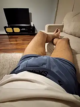 YourPersonall online show from April 15, 2026, 2:07 am