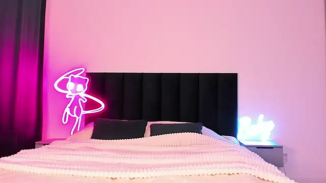 Snapshot of wow_lovie chatting on February 13, 2025, 4:32 am wow lovie online show from February 13, 2025, 4:32 am