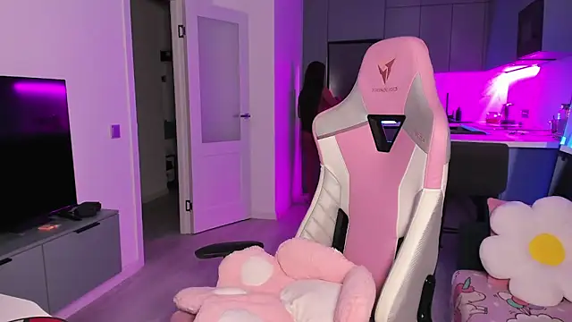 Snapshot of wow_lovie chatting on October 10, 2025, 5:12 pm wow lovie online show from October 10, 2025, 5:12 pm