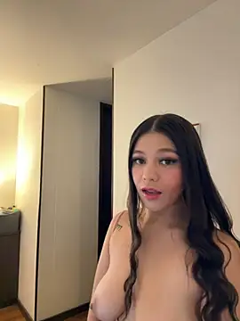 Alyshanon18 online show from May 21, 2026, 8:16 pm