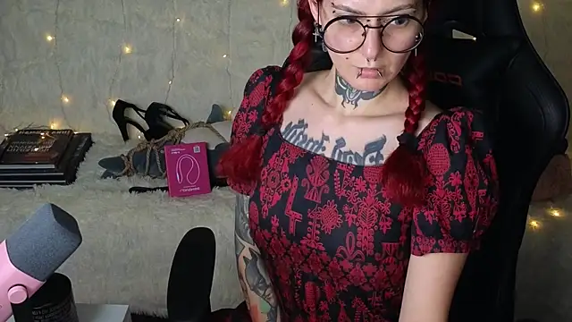 Snapshot of Ginger_Stay chatting on September 24, 2025, 11:08 pm Ginger Stay online show from September 24, 2025, 11:08 pm