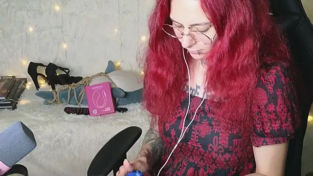 Snapshot of Ginger_Stay chatting on October 4, 2025, 10:19 pm Ginger Stay online show from October 4, 2025, 10:19 pm