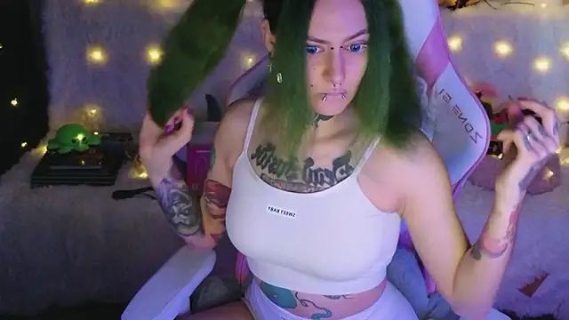 Ginger Stay online show from March 3, 2026, 10:32 am