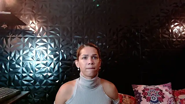 Snapshot of PINK__LOLA1 chatting on June 26, 2026, 10:14 pm PINK LOLA1 online show from June 26, 2026, 10:14 pm