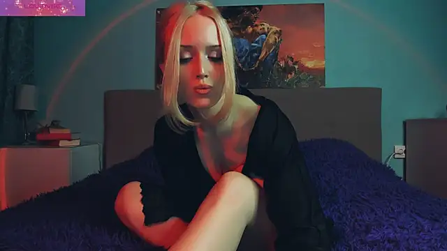 Snapshot of Linda_Roxy chatting on March 1, 2025, 6:32 pm Linda Roxy online show from March 1, 2025, 6:32 pm