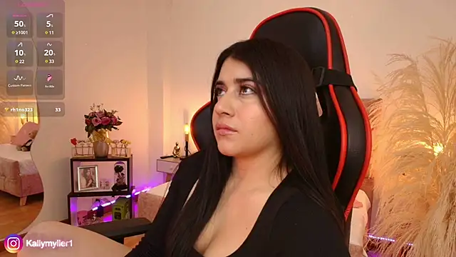 Snapshot of KallyMyller1 chatting on January 8, 2025, 10:16 pm KallyMyller1 online show from January 8, 2025, 10:16 pm