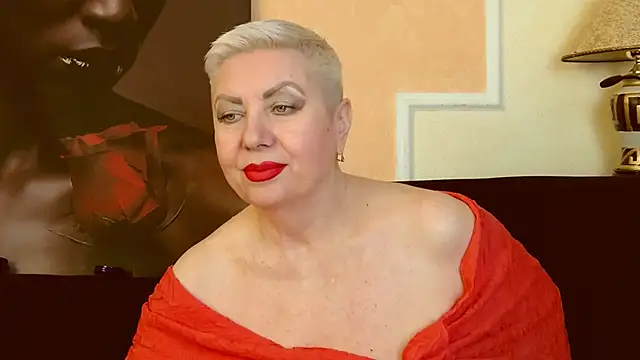 LadyPosh online show from February 4, 2025, 10:24 pm