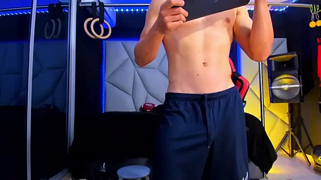 Aydenmiller96 online show from May 18, 2026, 10:10 am