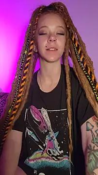 LucidLucy online show from November 9, 2025, 6:55 am