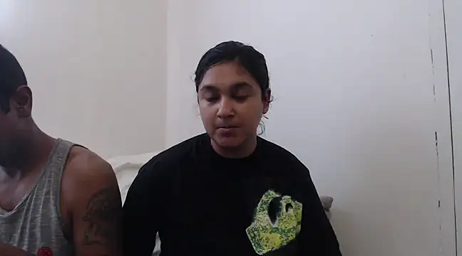 Snapshot of Indianbloom- chatting on January 24, 2025, 9:49 am Indianbloom- online show from January 24, 2025, 9:49 am