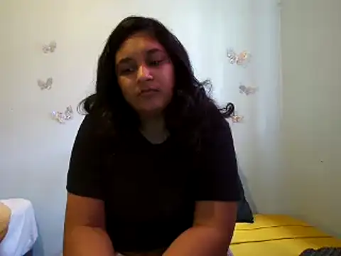 Snapshot of Indianbloom- chatting on October 5, 2025, 10:02 am Indianbloom- online show from October 5, 2025, 10:02 am