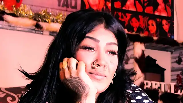 indian dreamgirl online show from December 18, 2025, 8:04 pm