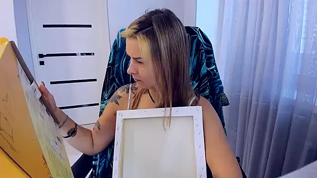 AlexiaDarren online show from October 30, 2025, 4:25 am