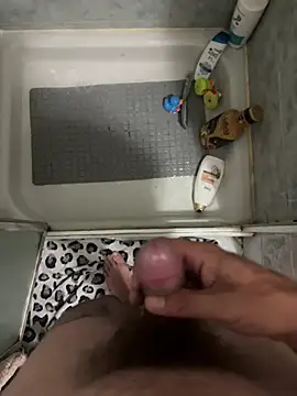 Snapshot of Io1994 chatting on July 17, 2026, 2:40 am Io1994 online show from July 17, 2026, 2:40 am